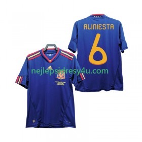 Fotbalový Dres Španělsko Andres Iniesta 6 2010 Retro Venkovní